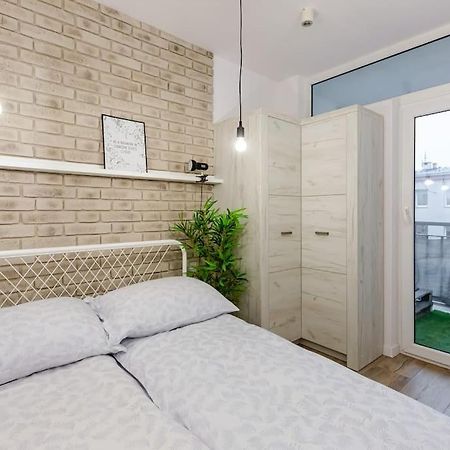 Nowoczesny Apartament W Sercu Mokotowa Warsaw Exterior photo